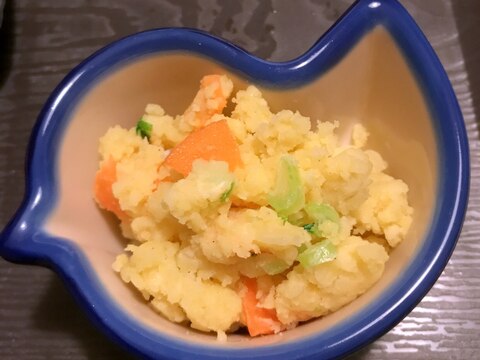 クスクスと彩り野菜の簡単カサ増しポテトサラダ